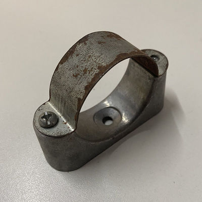 Plastyczne siodła metalowe ocynkowane ogniowo 20 mm 25 mm siodła szpitalne
