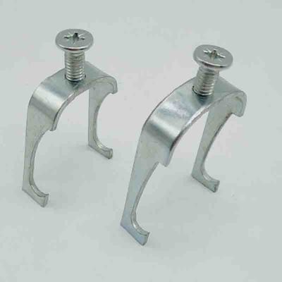 Aluminiowe sztywne zaciski kablowe ze stopu aluminium Wygodny montaż